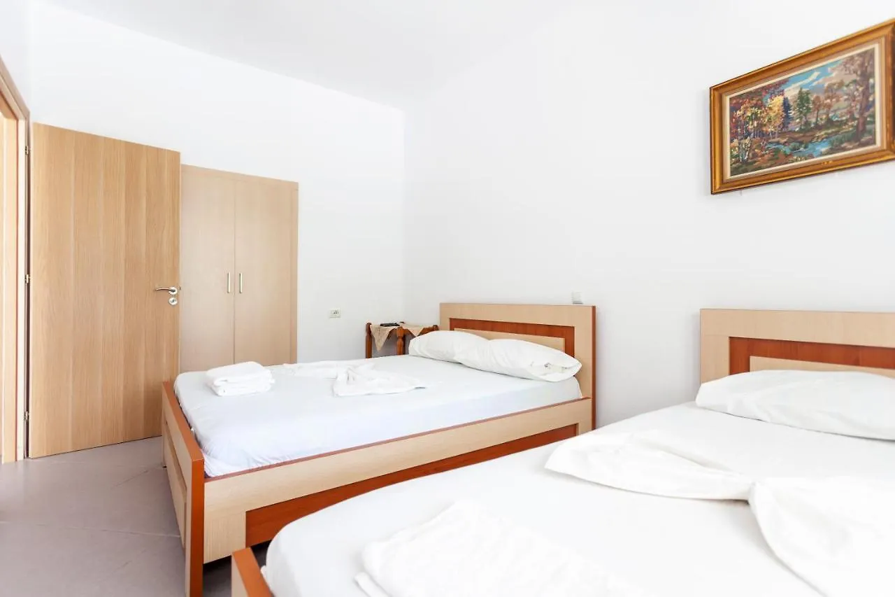 Vourtarea Guesthouse Himare